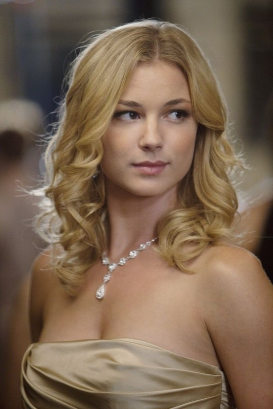 Emily VanCamp Movies List Height Age Family Net Worth